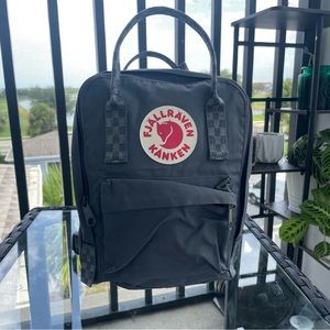 Fjallraven Kanken Mini Super Grey/Chess Pattern Backpack